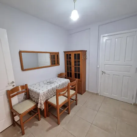 Eleni'S Apartments Nea Iraklia Room photo